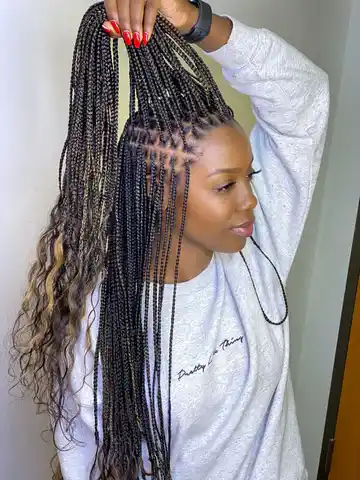 Goddess Knotless Braids