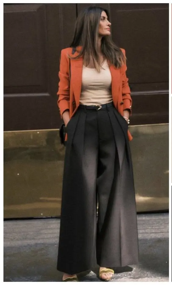 Black Wide Leg Pants Outfit Ideas